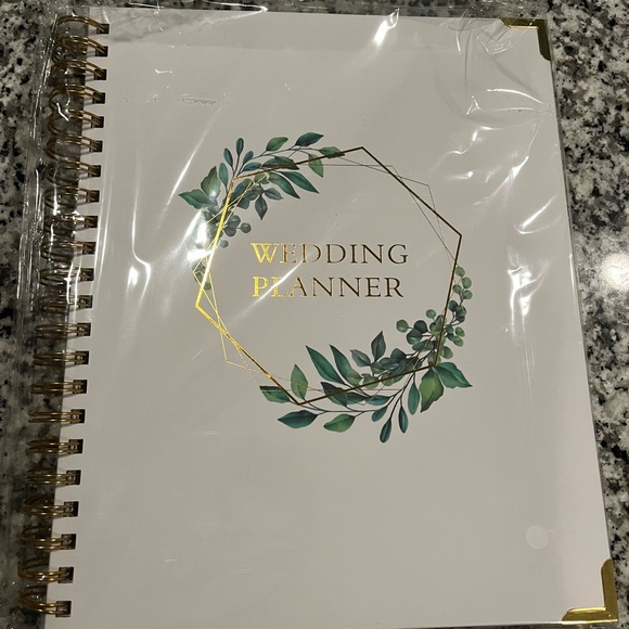 Wedding Planner and Pen Bundle - NWT - Picture 2 of 13